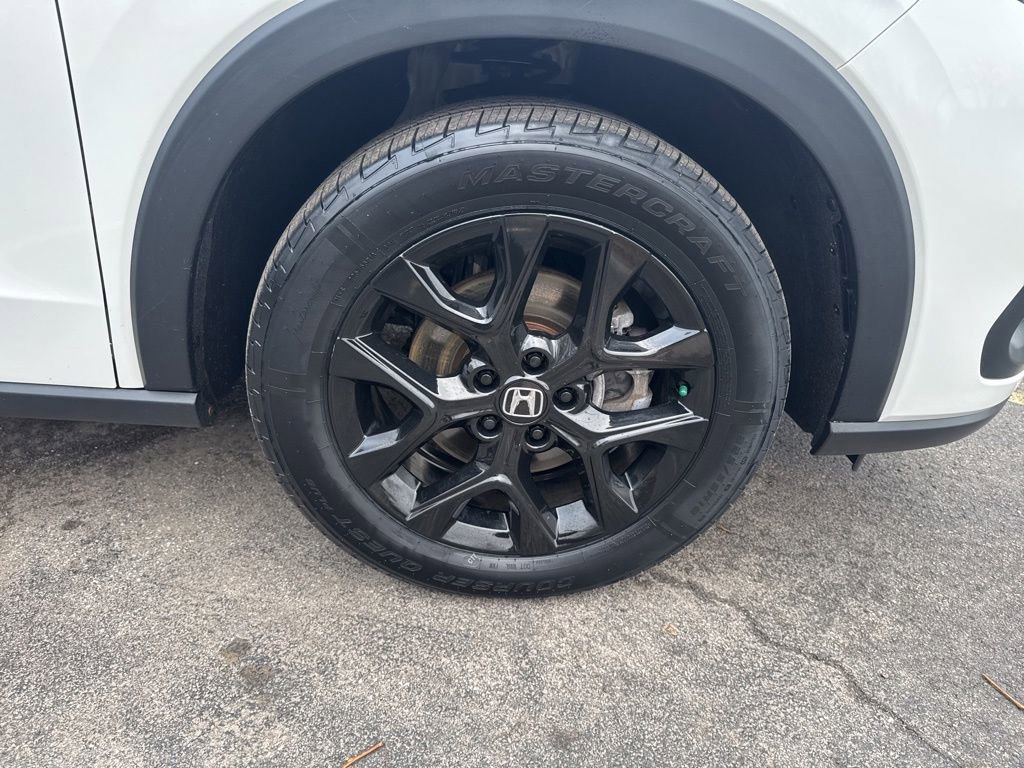 Certified 2023 Honda HR-V Sport image 15