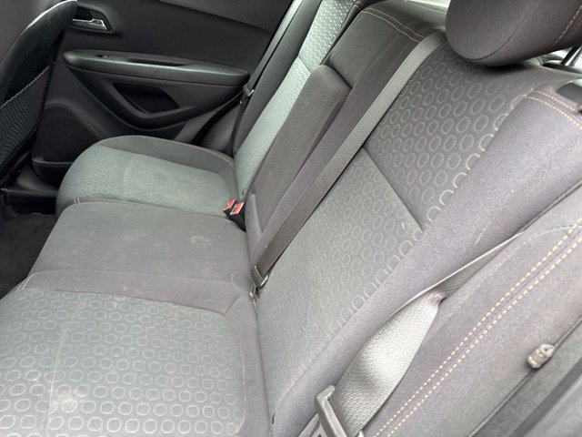 Used 2019 Chevrolet Trax LS AWD/4WD image 10