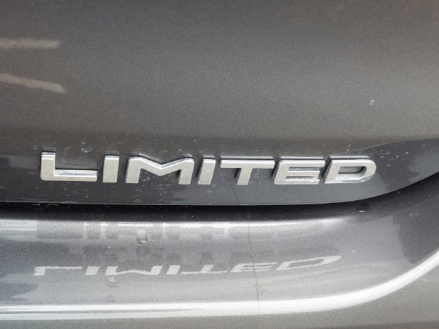 Used 2023 Toyota Highlander Limited FWD image 50