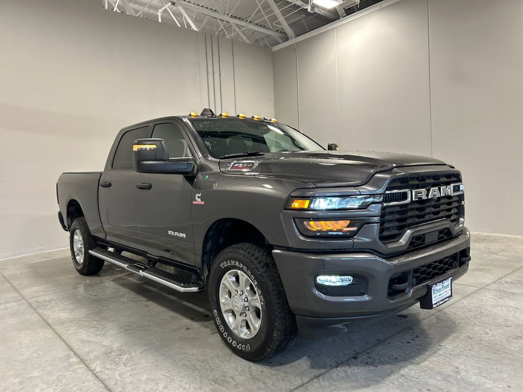 New 2025 RAM 2500 Big Horn AWD/4WD image 4