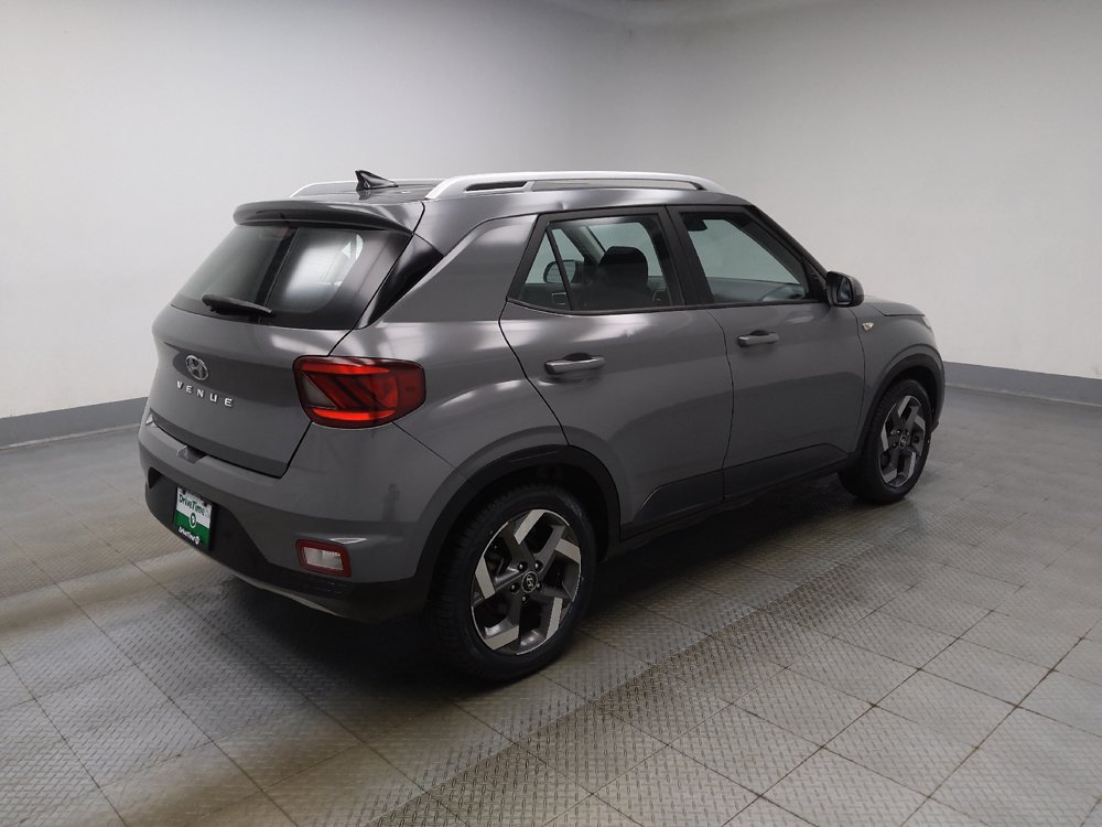 Used 2021 Hyundai Venue SEL FWD image 10