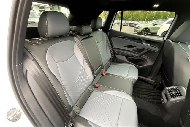 New 2025 Volkswagen Tiguan SE R-Line image 26