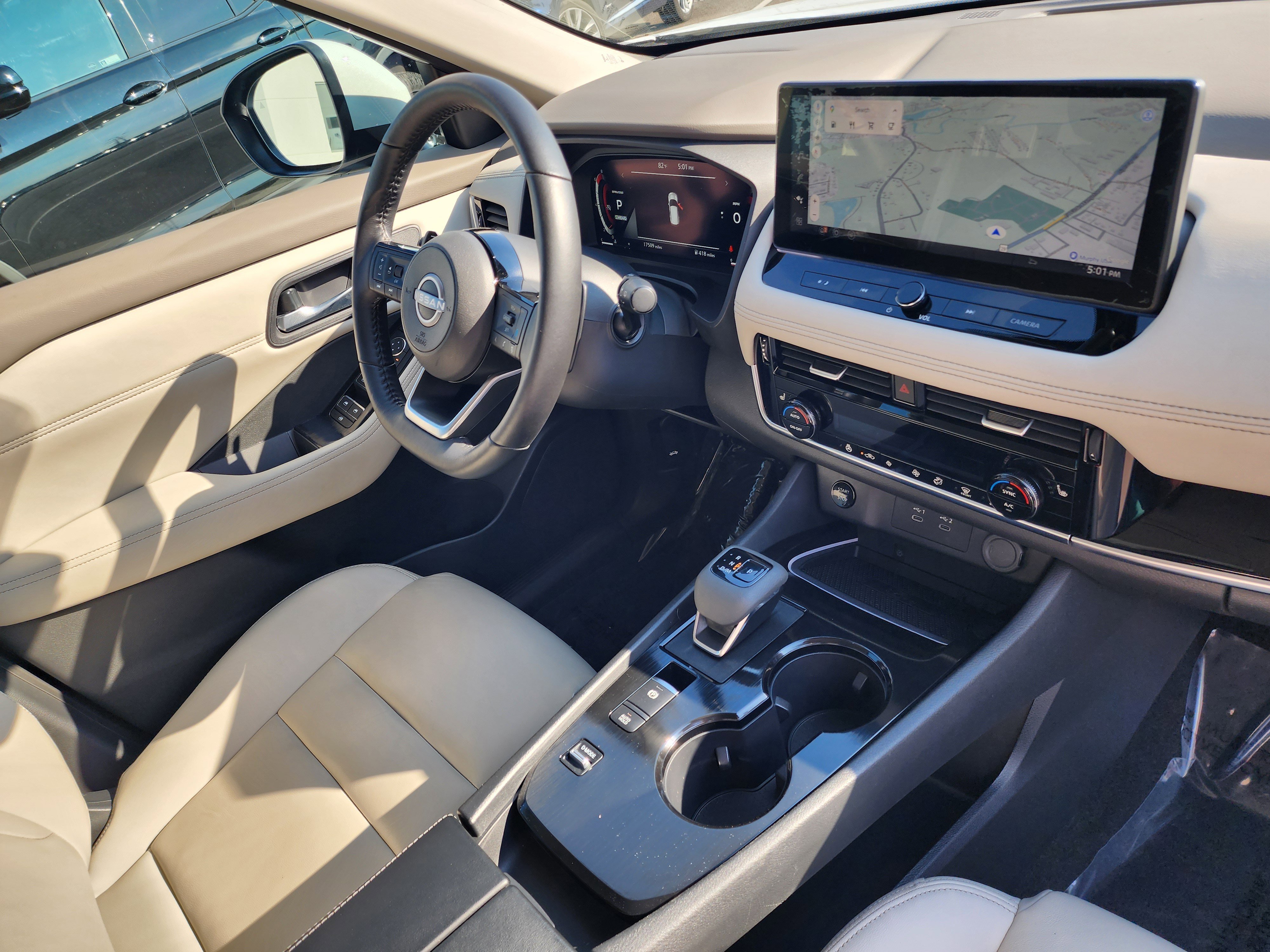 Used 2024 Nissan Rogue SL image 14