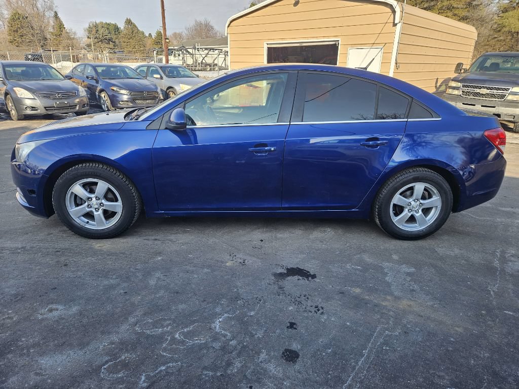 Used 2013 Chevrolet Cruze LT FWD image 4