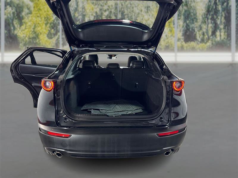 Used 2021 MAZDA CX-30 FWD 2.5 S w/ Select Package image 12