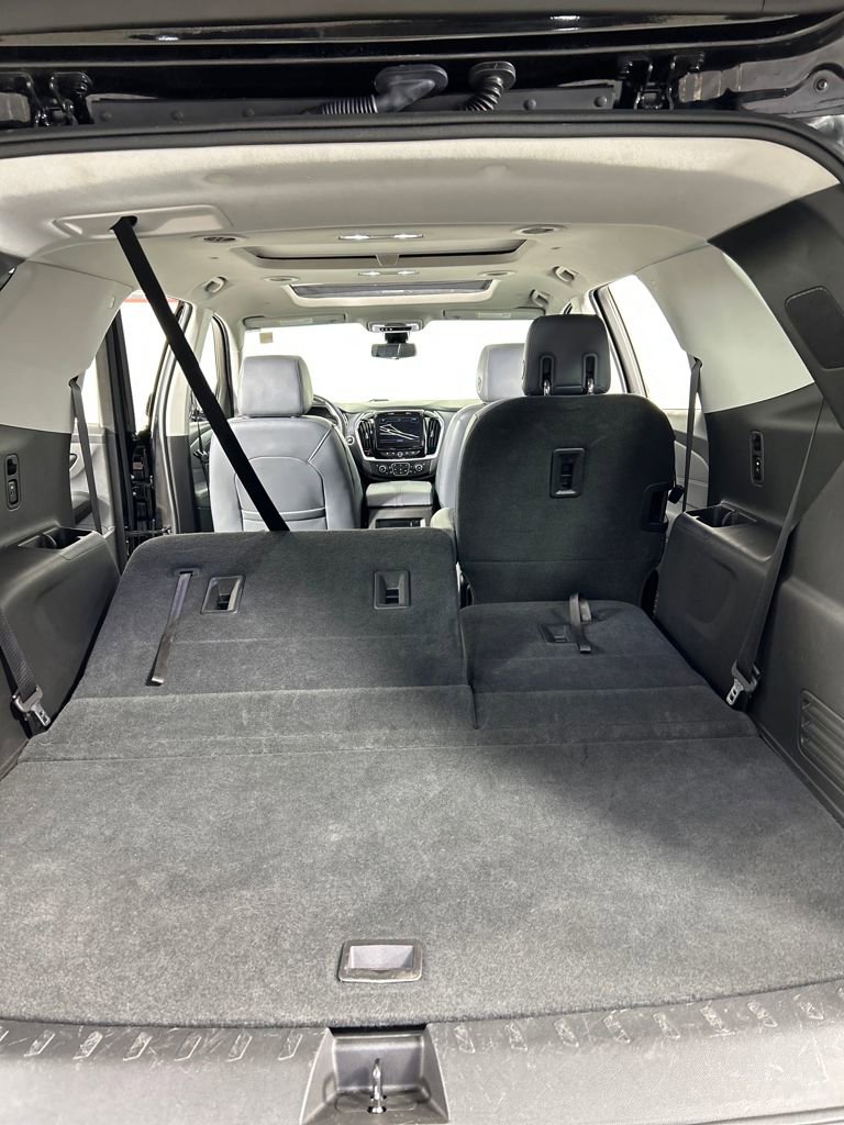 Used 2018 Chevrolet Traverse Premier w/ Driver Confidence II Package image 21