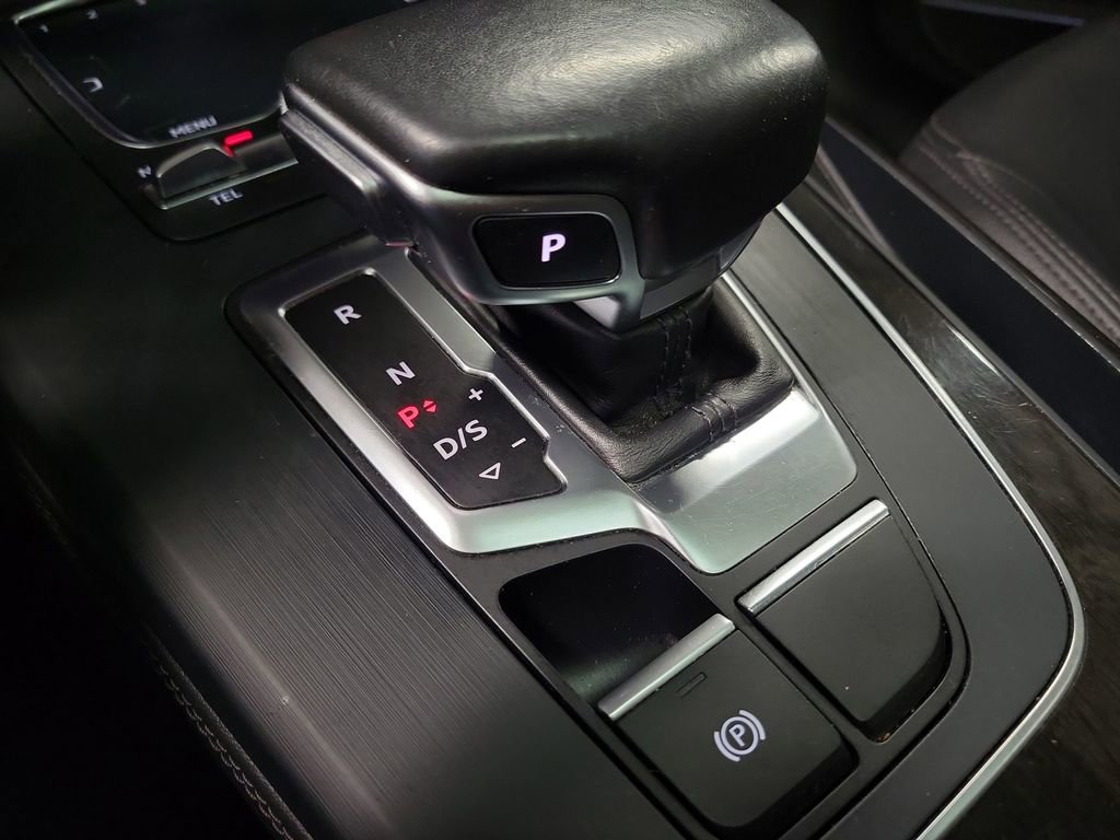Used 2019 Audi Q5 2.0T Premium Plus w/ Premium Plus Package image 17