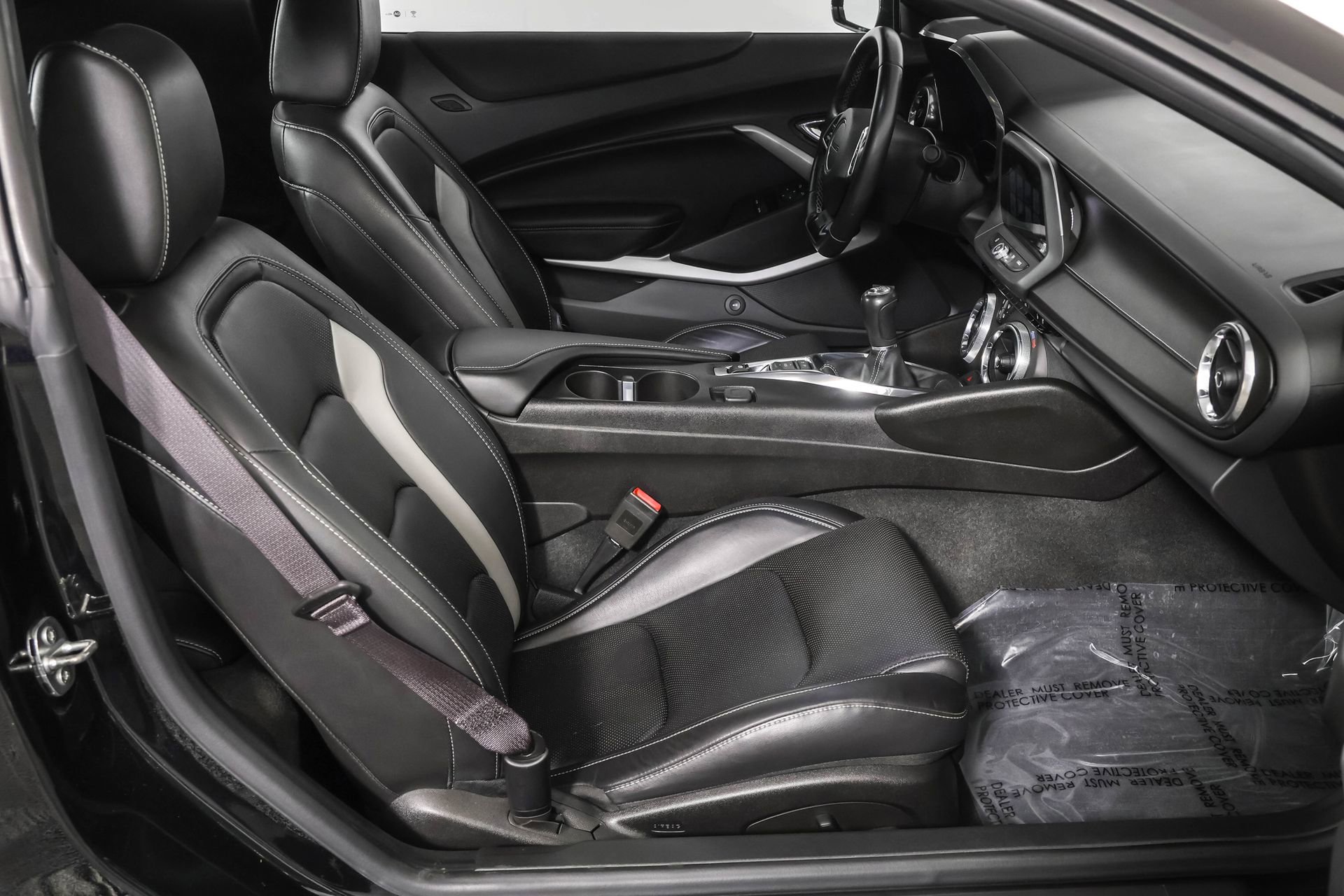 Used 2017 Chevrolet Camaro LT image 40