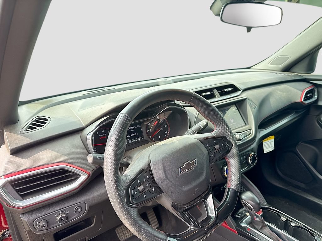 Used 2023 Chevrolet TrailBlazer RS image 12