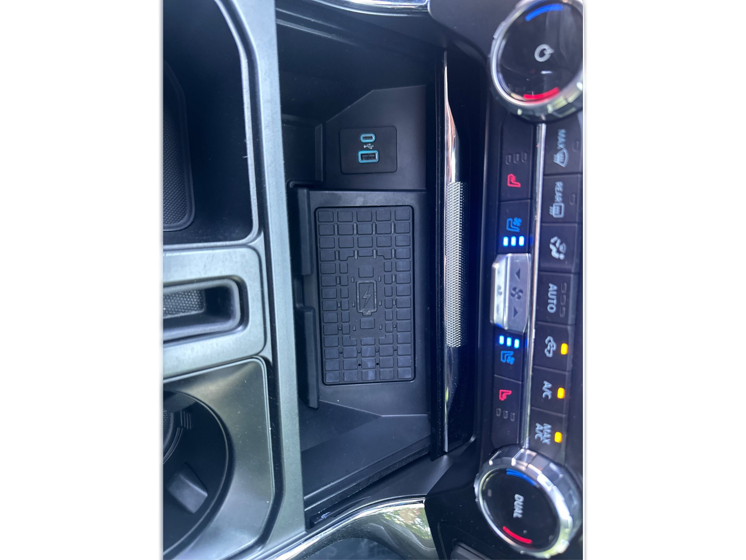 Used 2023 Ford F150 Lariat AWD/4WD image 38