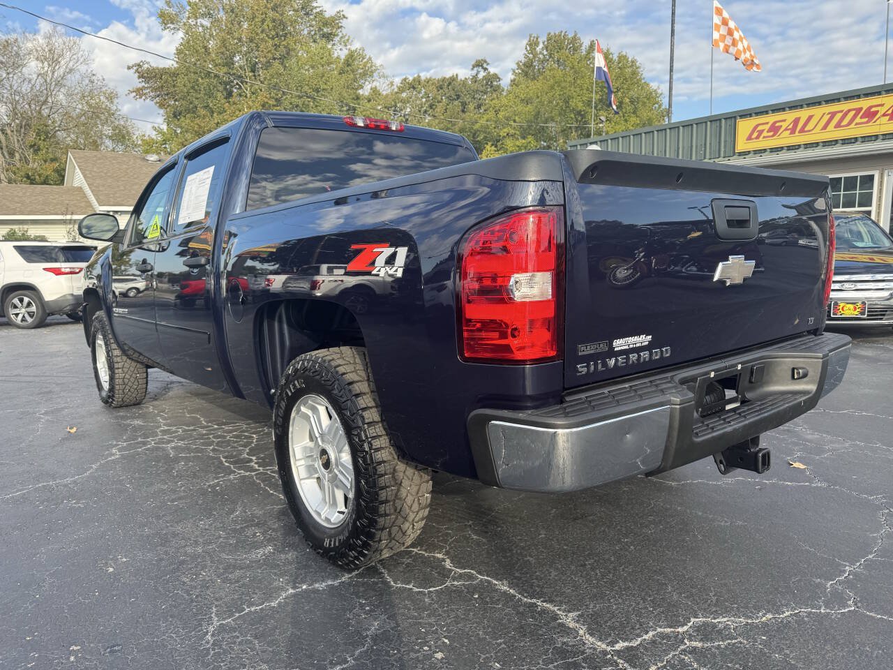 Used 2010 Chevrolet Silverado 1500 LT w/ Power Pack Plus AWD/4WD image 4