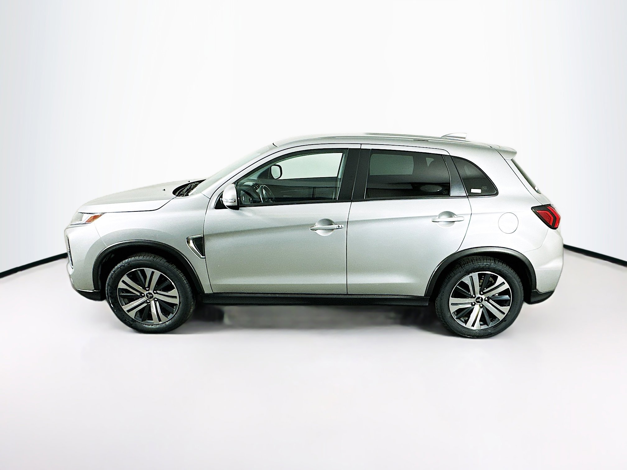 Used 2024 Mitsubishi Outlander Sport AWD image 4