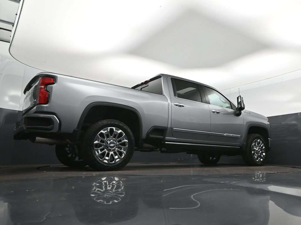New 2026 Chevrolet Silverado 2500 High Country w/ High Country Premium Package AWD/4WD image 43