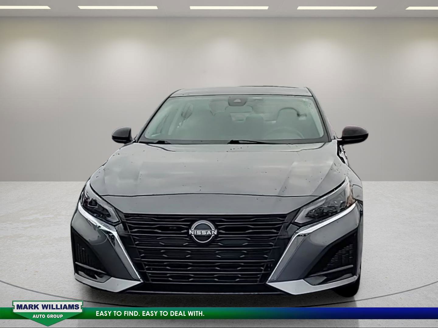Used 2024 Nissan Altima 2.5 SV AWD/4WD image 9