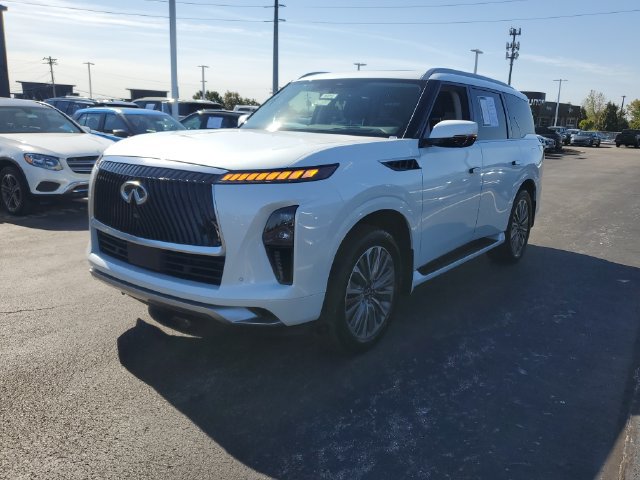 Certified 2026 INFINITI QX80 Luxe w/ Cargo Package AWD/4WD image 2