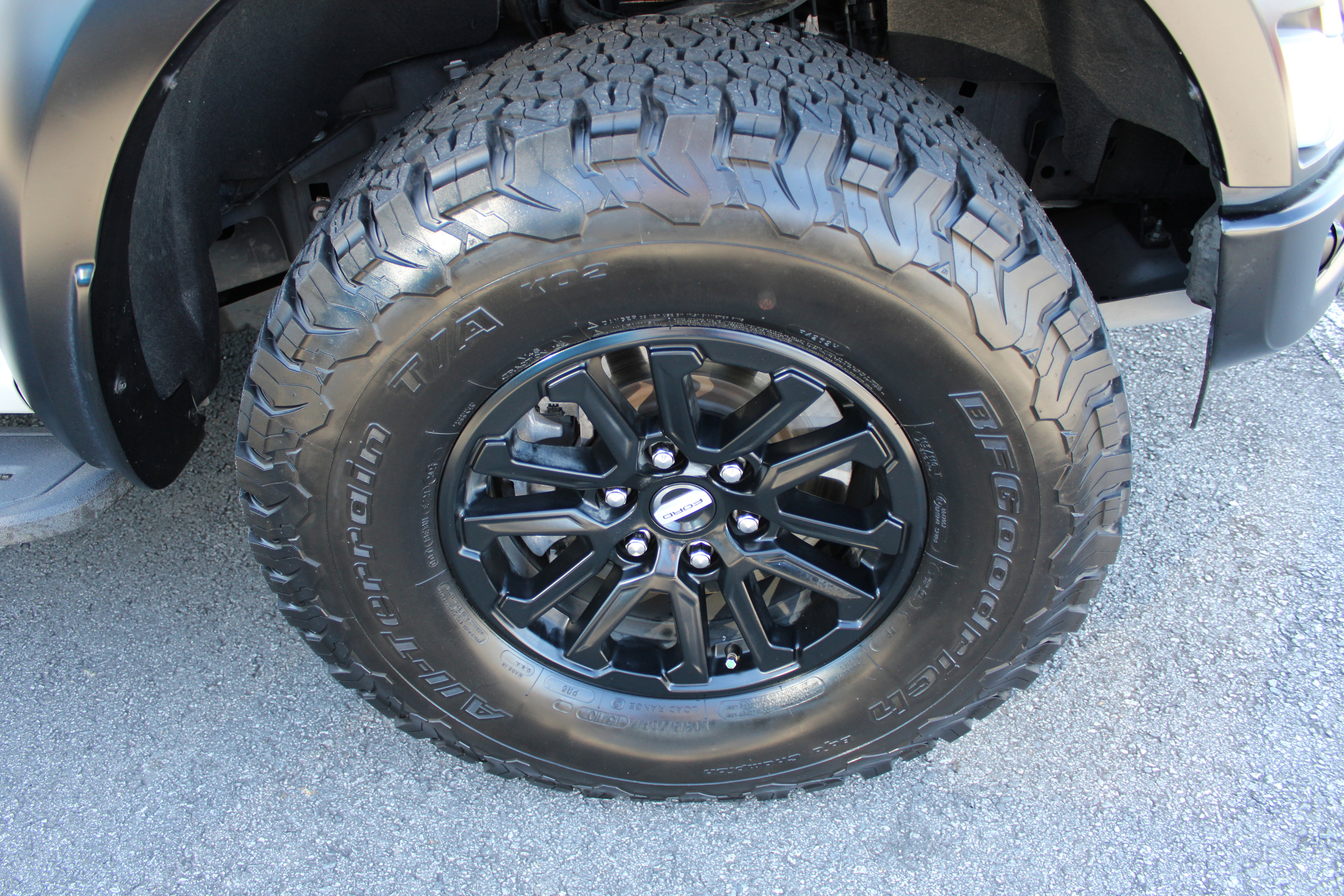 Used 2024 Ford F150 Raptor image 9