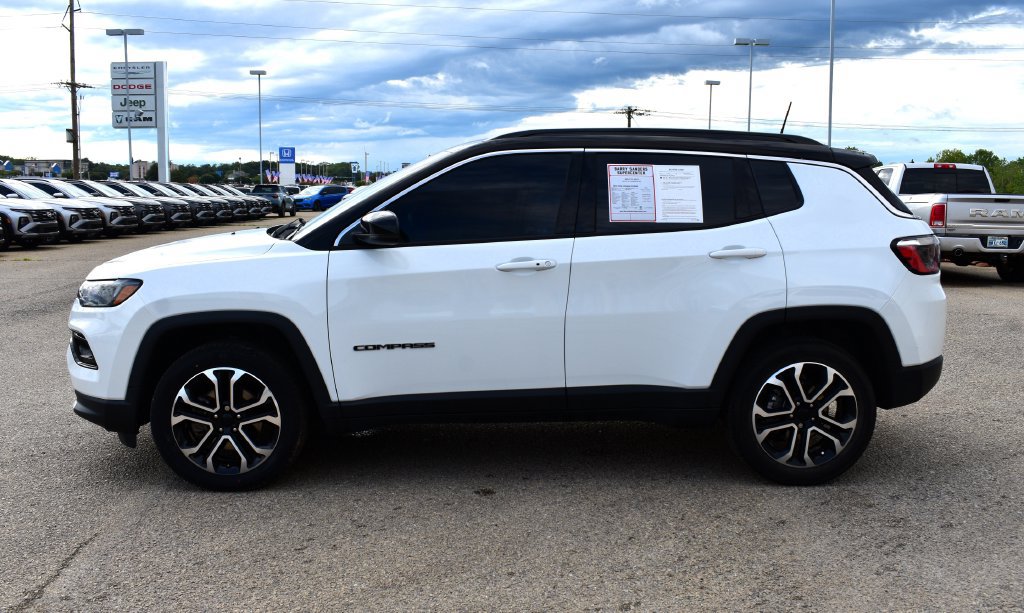 Used 2022 Jeep Compass Limited AWD/4WD image 5