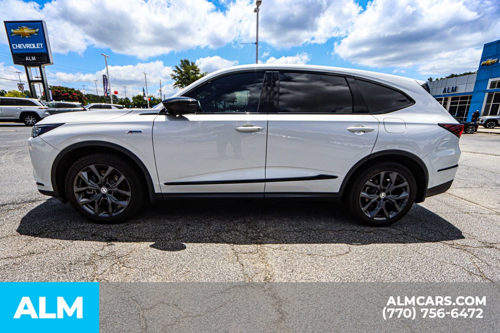 Used 2023 Acura MDX A-Spec image 10