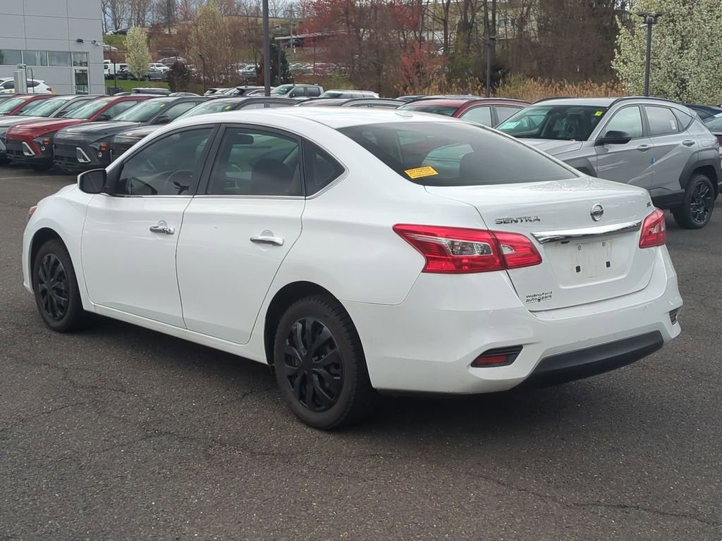 Used 2017 Nissan Sentra SV FWD image 5