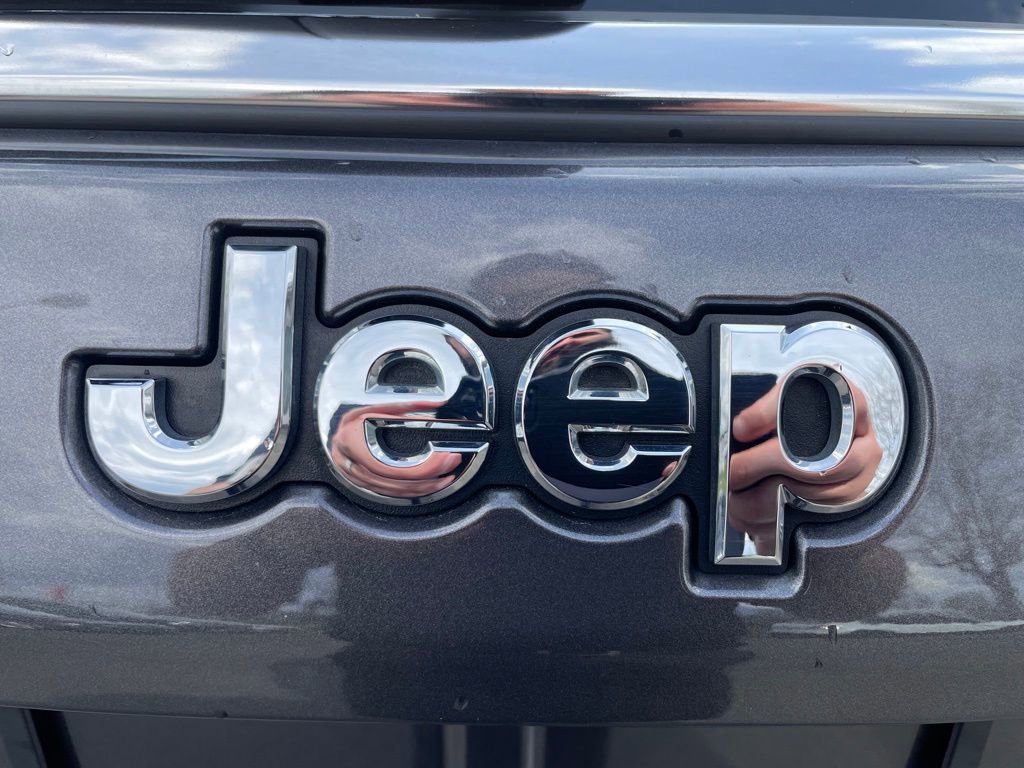 Used 2022 Jeep Compass Limited AWD/4WD image 4
