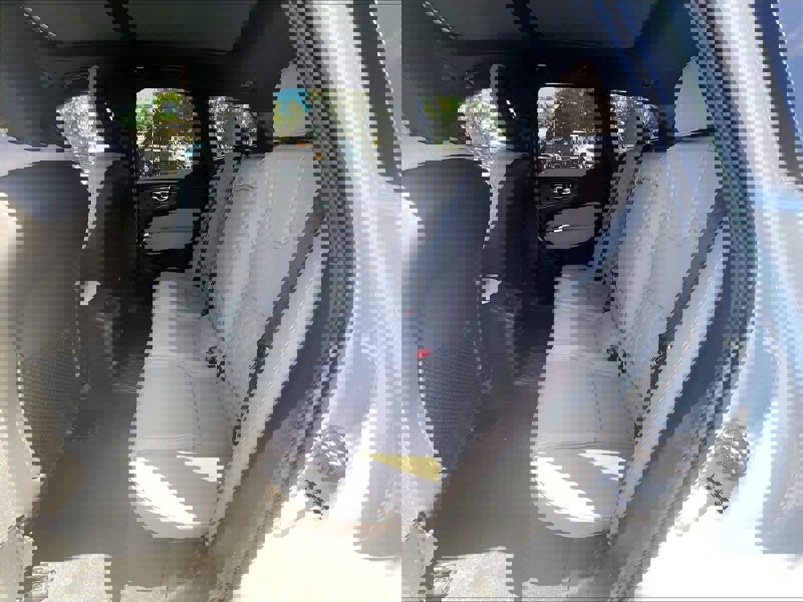 New 2026 Volvo XC60 T8 Plus w/ Protection Package Premier AWD/4WD image 12