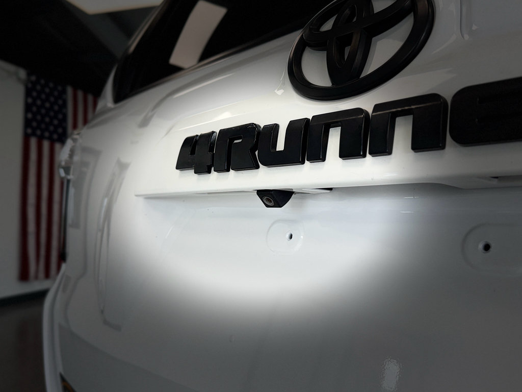 Used 2019 Toyota 4Runner SR5 AWD/4WD image 27