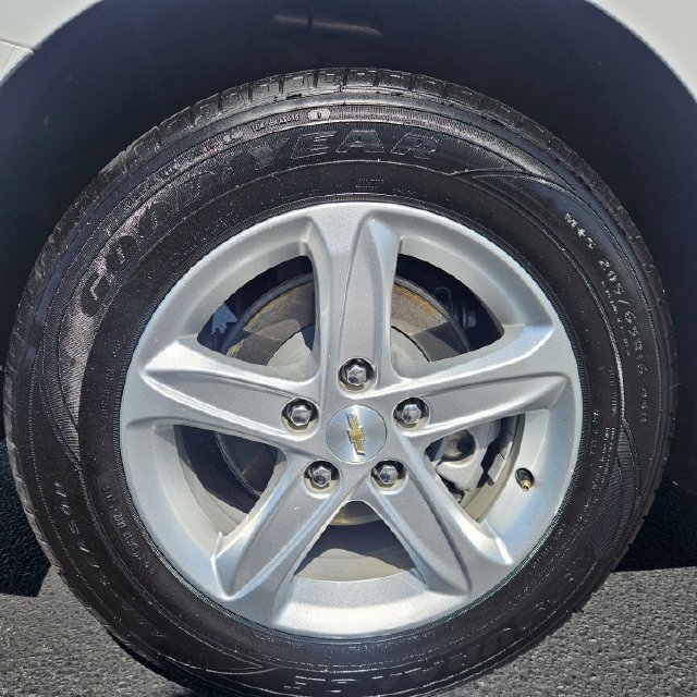 Used 2024 Chevrolet Malibu LT FWD image 34