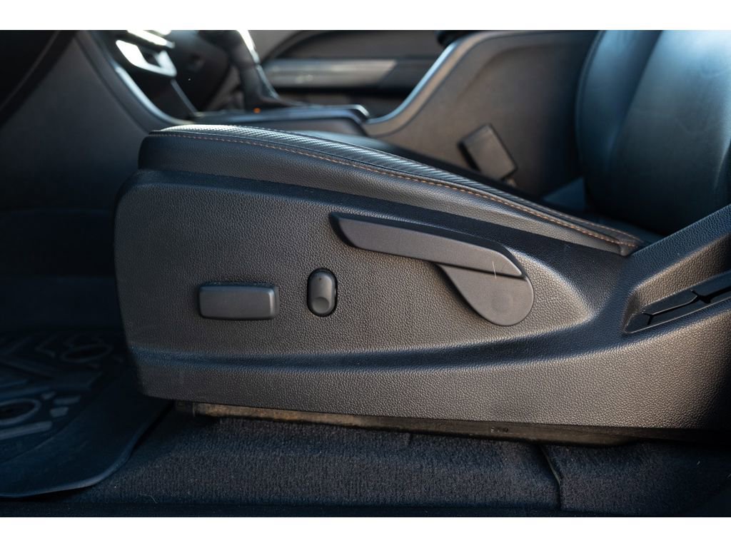 Used 2021 GMC Canyon AT4 w/ Driver Alert Package AWD/4WD image 15