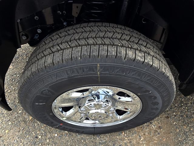 New 2026 RAM 3500 Tradesman AWD/4WD image 32