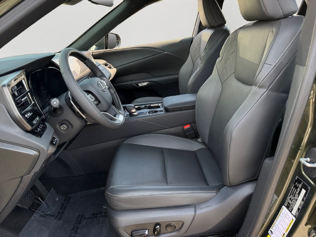 Certified 2025 Lexus RX 350 Premium AWD/4WD image 16