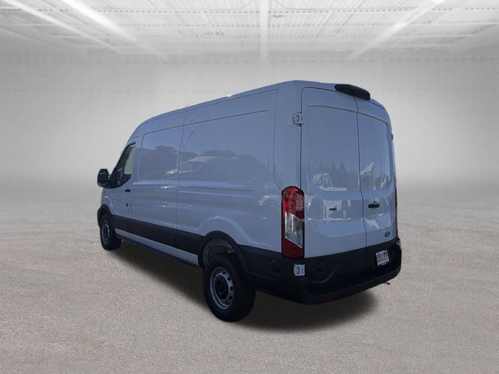 New 2027 Ford Transit 250 148 Medium Roof RWD image 6