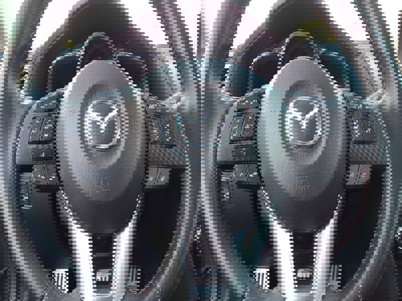 Used 2014 MAZDA MAZDA3 s Grand Touring w/ Technology Package FWD image 16