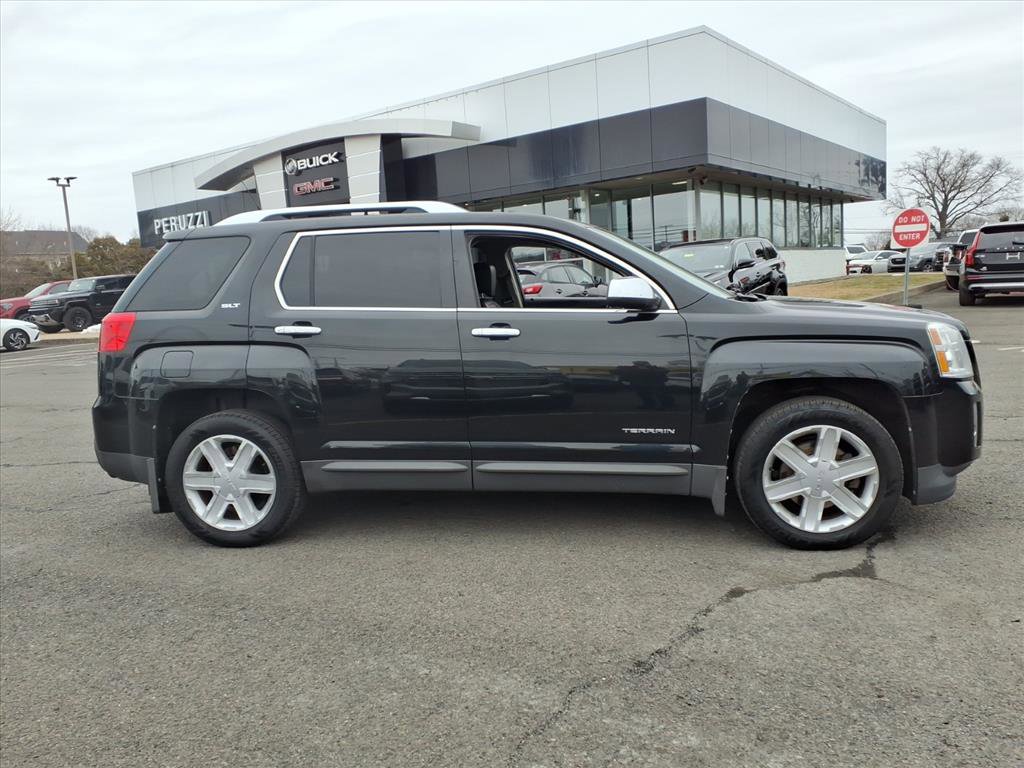 Used 2011 GMC Terrain SLT image 2