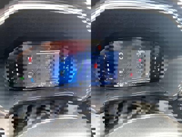 Used 2025 Ford Escape Active image 11