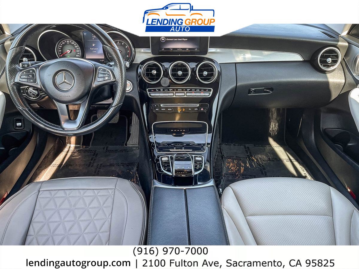 Used 2015 Mercedes-Benz C 300 4MATIC Sedan image 11