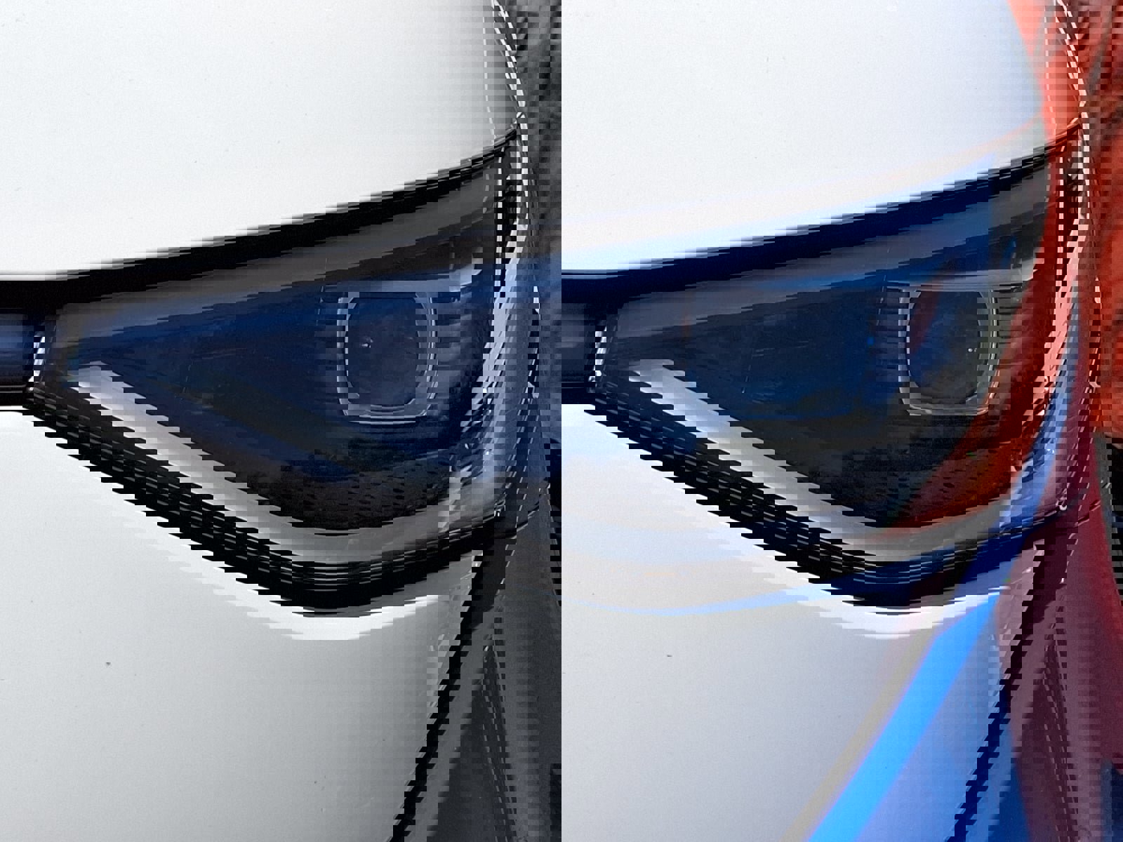 New 2025 Volkswagen ID. Buzz 1st Edition image 4