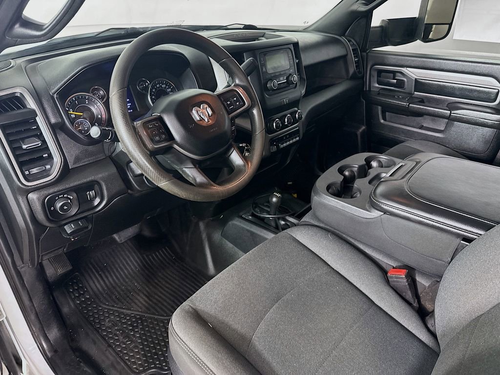 Used 2021 RAM 5500 Tradesman image 27