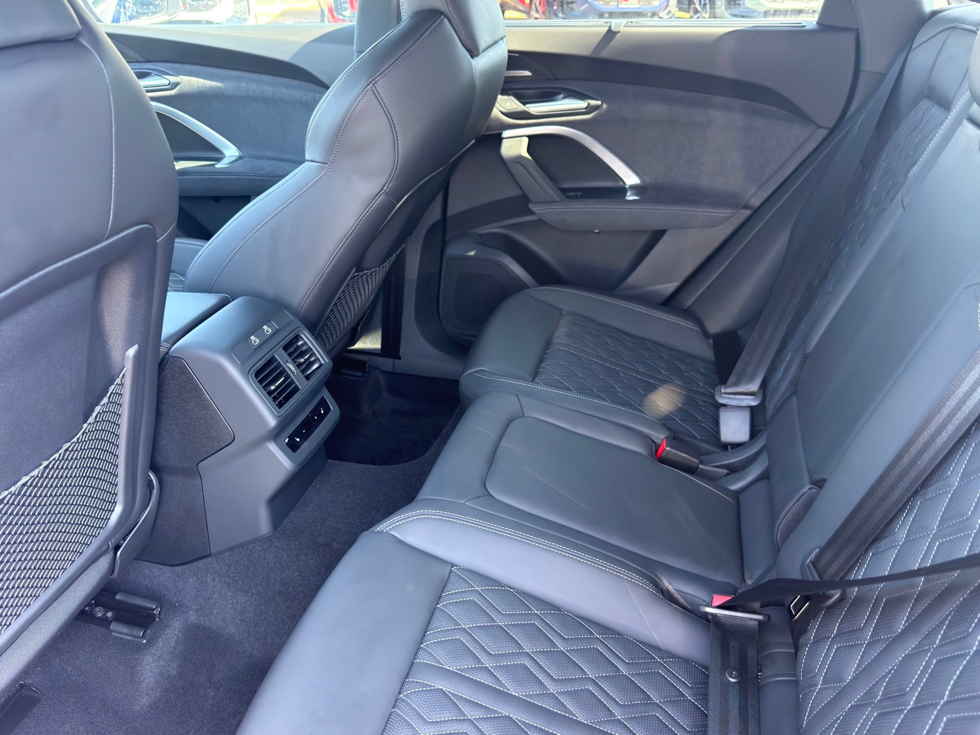 New 2026 Audi SQ5 Prestige AWD/4WD image 30