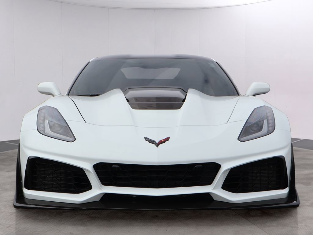 Used 2019 Chevrolet Corvette ZR1 image 2
