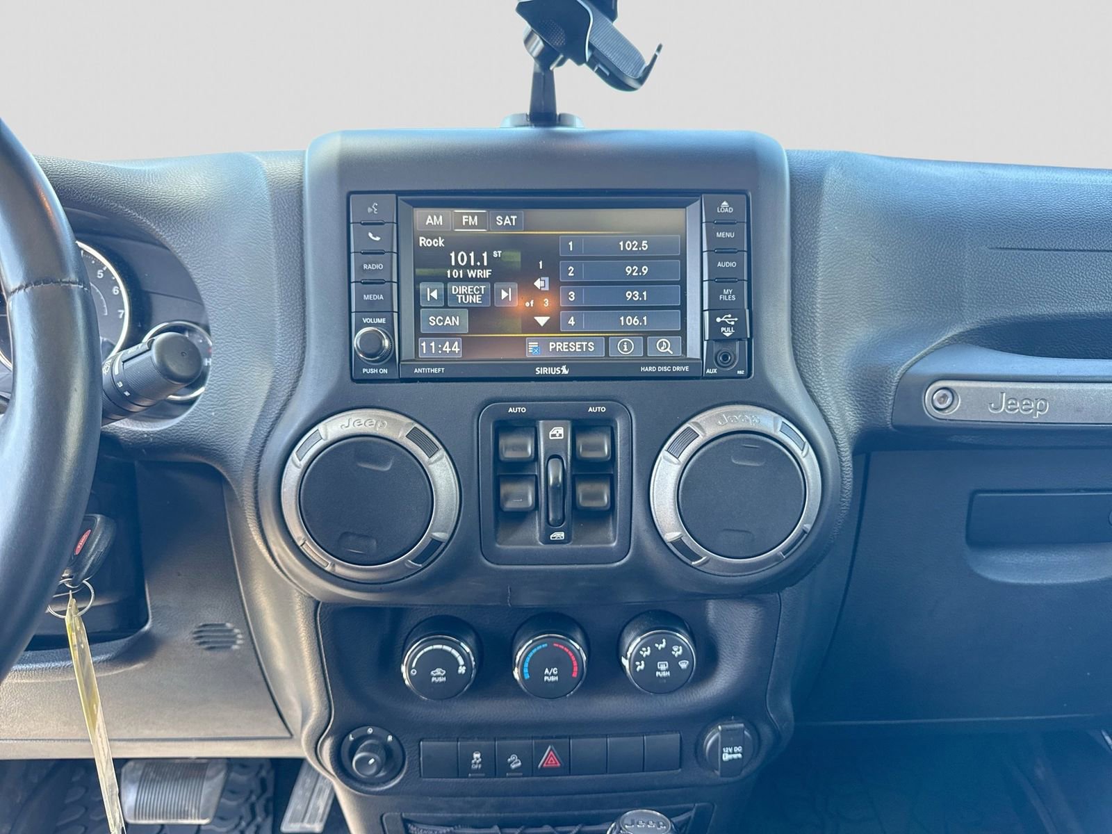Used 2015 Jeep Wrangler Unlimited Sport w/ Quick Order Package 24S AWD/4WD image 30