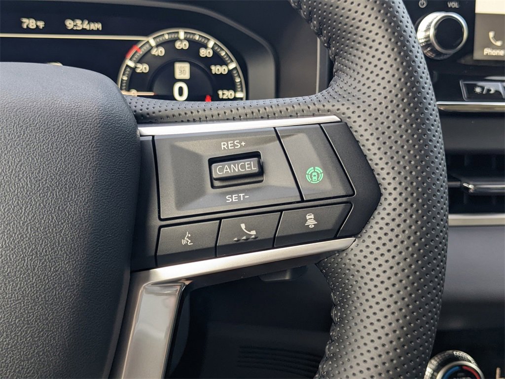 New 2025 Mitsubishi Outlander SEL image 28