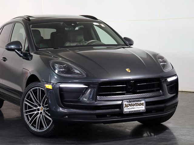 Used 2024 Porsche Macan AWD/4WD image 6