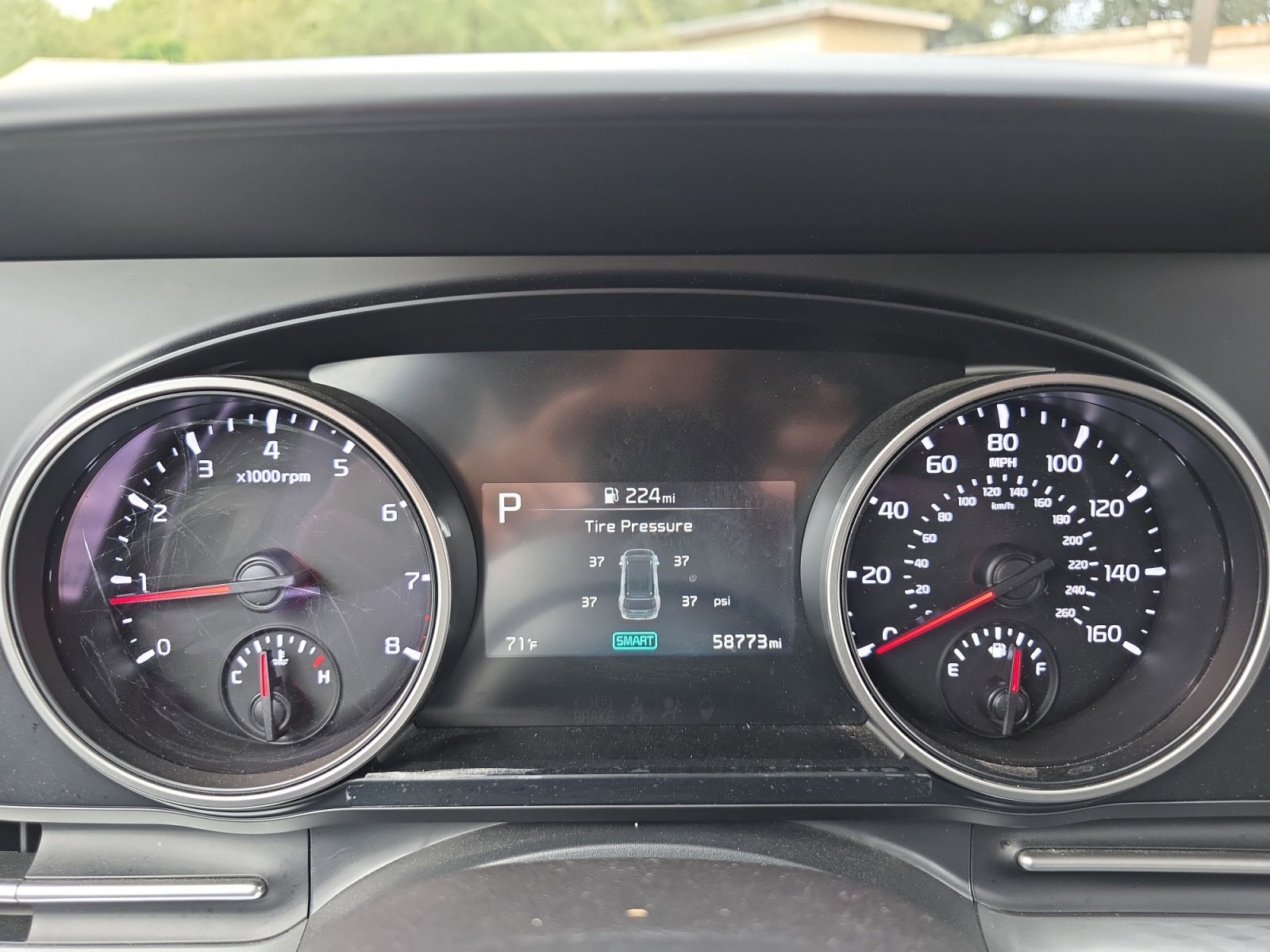 Certified 2024 Kia Carnival LX image 19