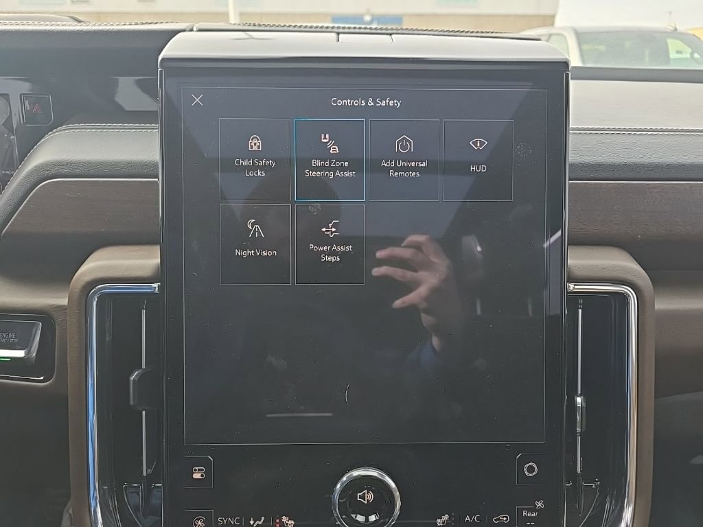 Used 2025 GMC Yukon XL Denali Ultimate image 29