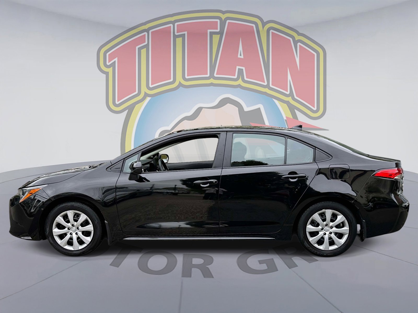 Certified 2023 Toyota Corolla LE w/ Carpet Mat Package (TMS) FWD image 2