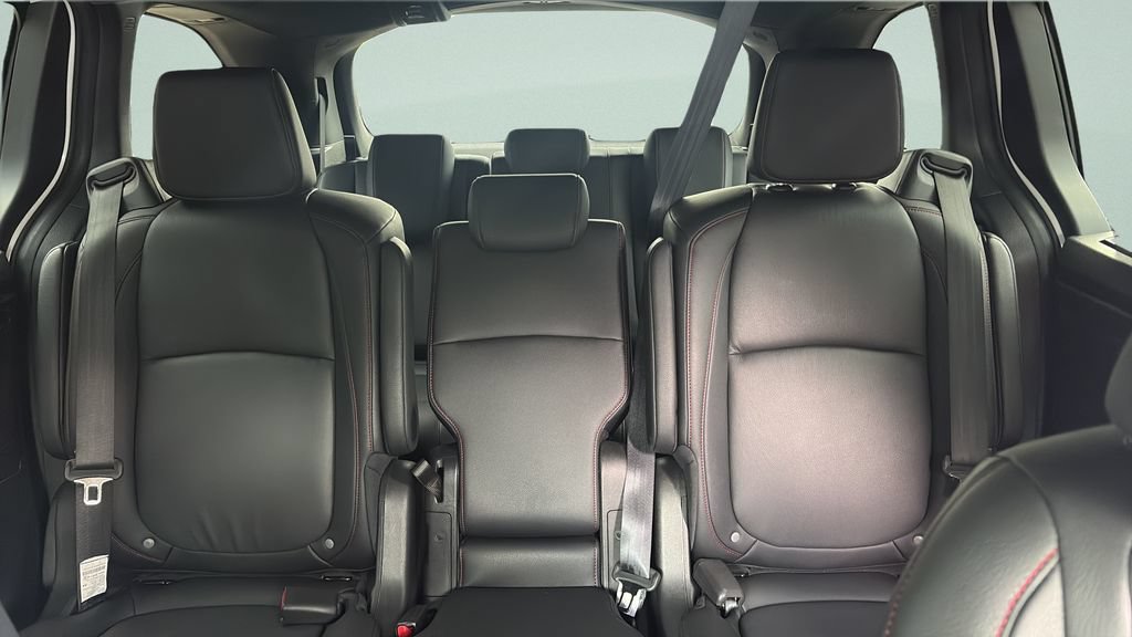 Used 2025 Honda Odyssey Sport-L image 10