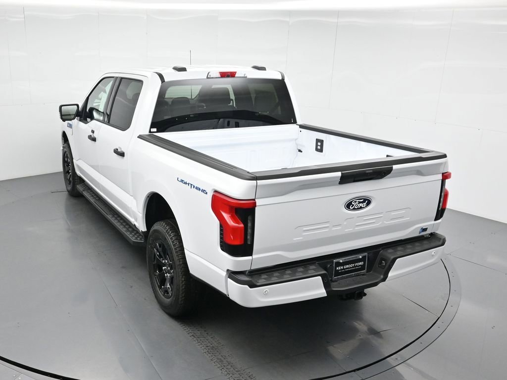 New 2025 Ford F150 Lightning XLT image 42