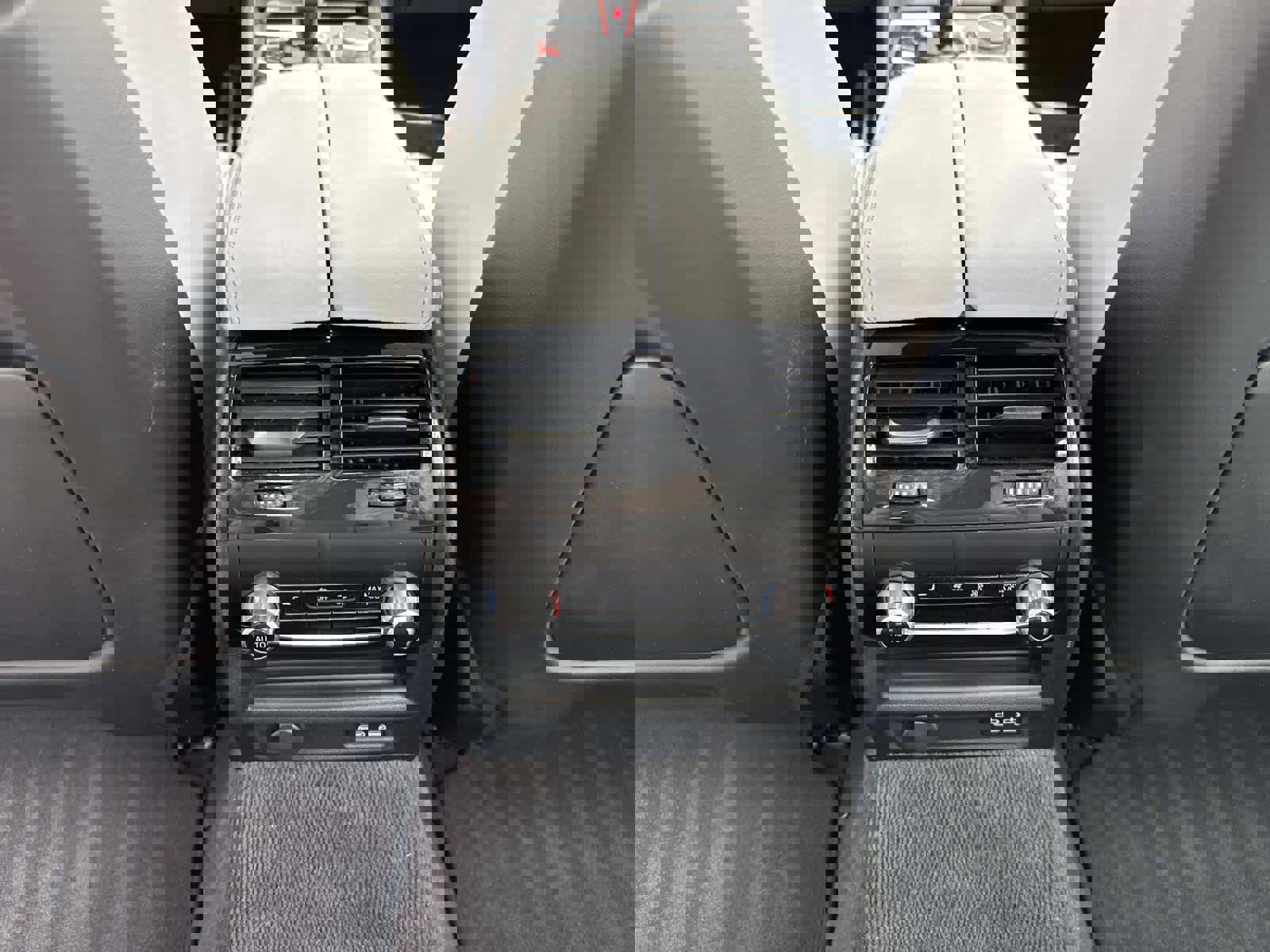 Used 2021 BMW M5 image 16