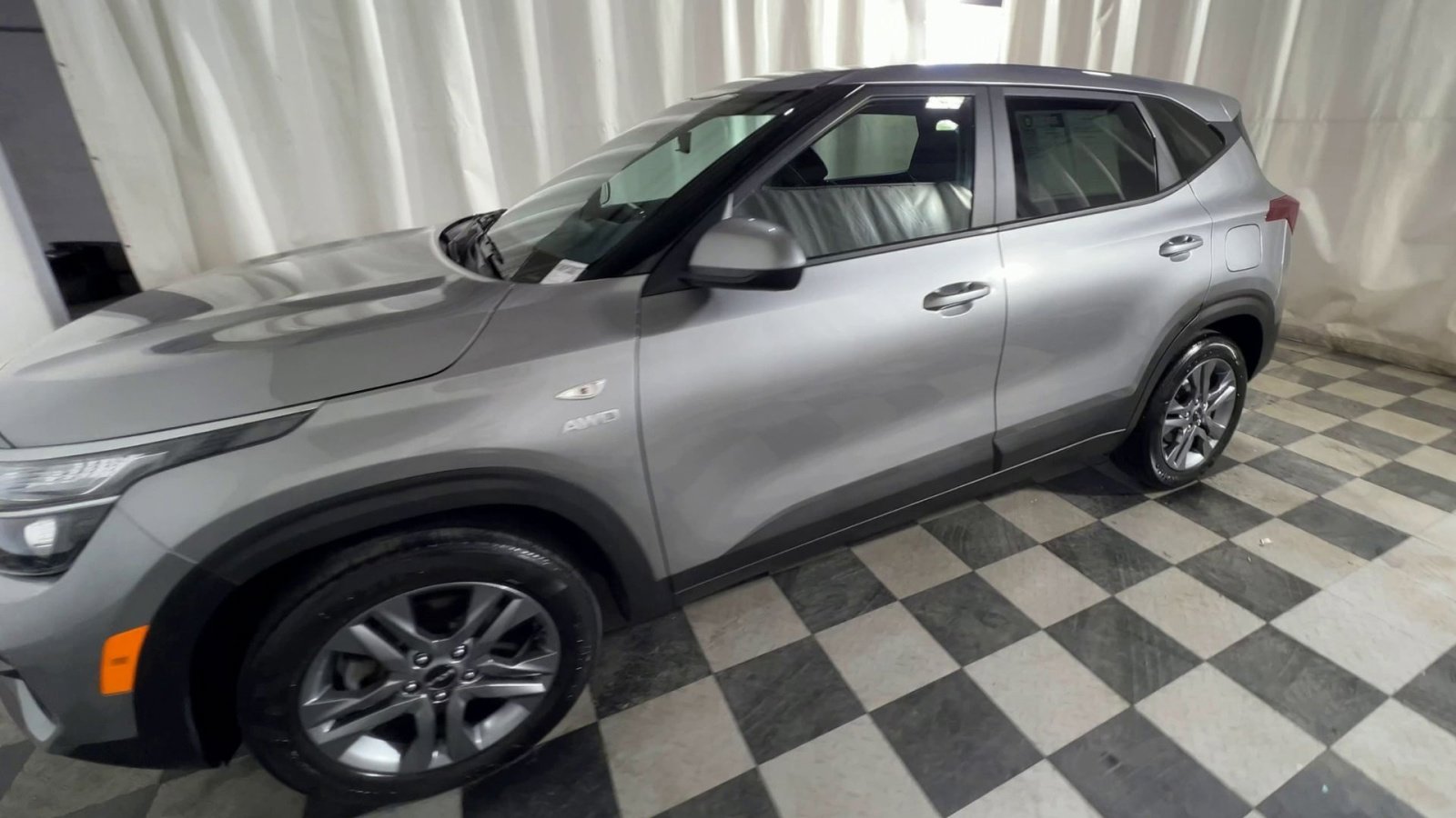 Used 2023 Kia Seltos LX image 7