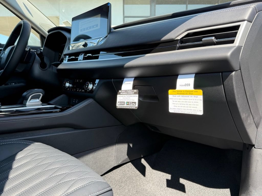 New 2026 Mitsubishi Outlander SEL FWD image 20